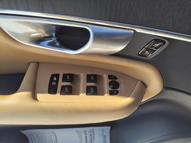 2024 Volvo XC90 B6 Ultimate Bright Theme 7P