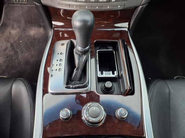 2011 INFINITI M37 x
