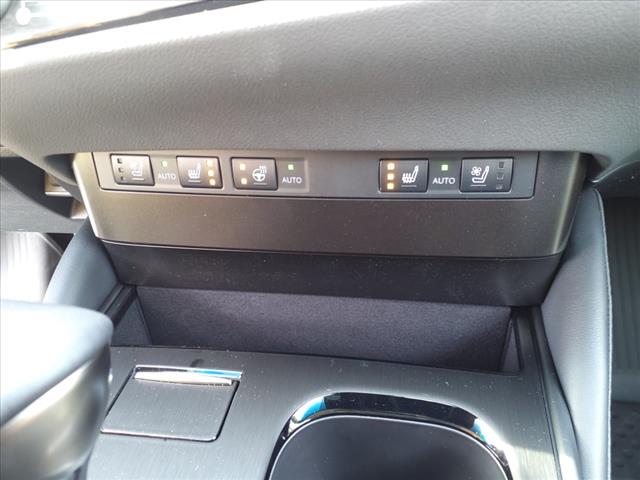 2025 Lexus ES 300h 300h