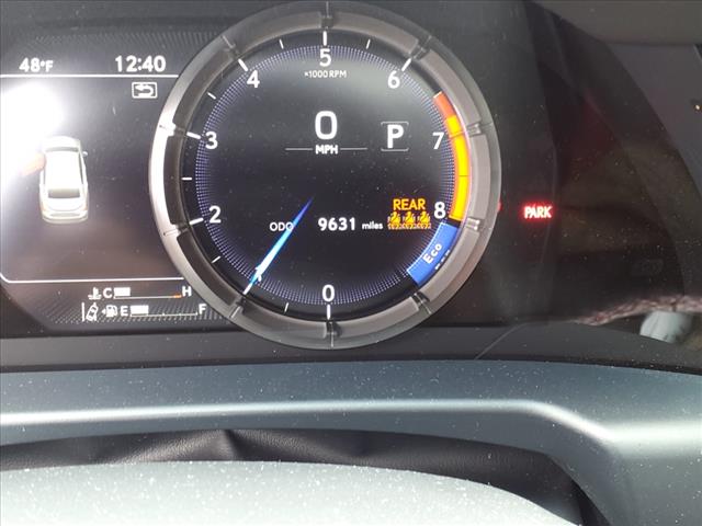 2024 Lexus ES 350 F SPORT Handling