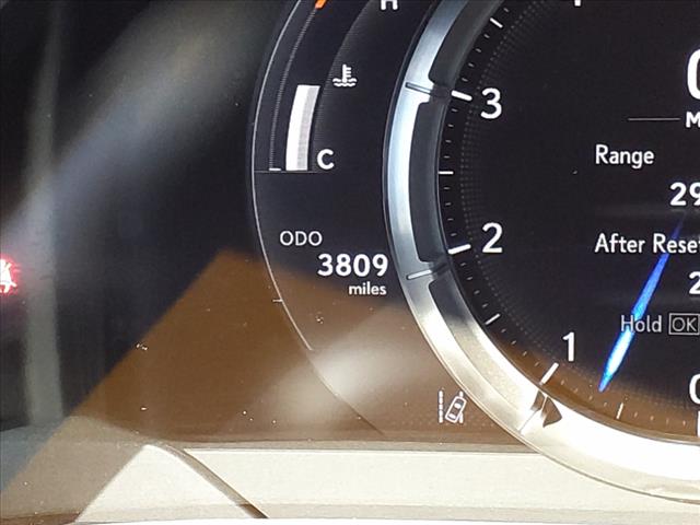 2024 Lexus ES 350 F SPORT Handling