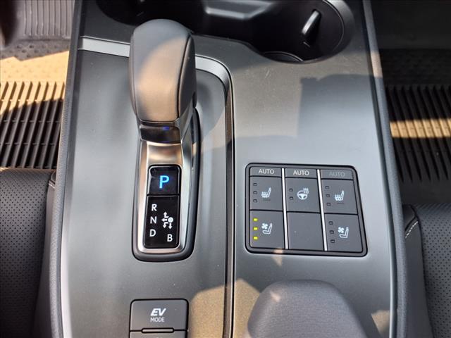 2025 Lexus UX 300h 300h F SPORT Design