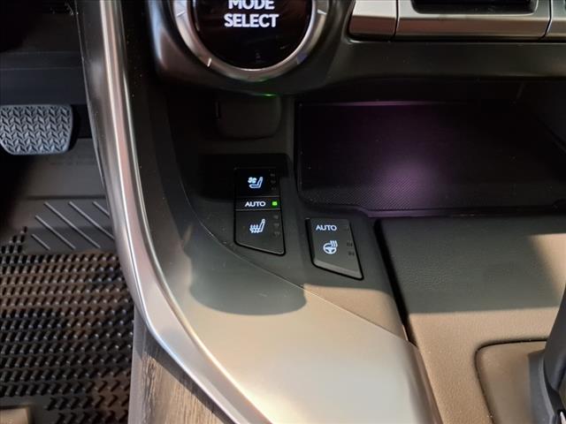 2025 Lexus LX 700h 