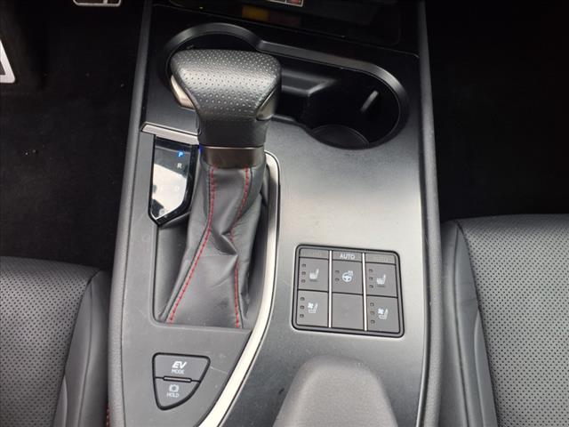 2024 Lexus UX 250h F SPORT Handling