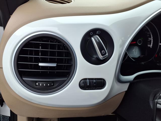 2014 Volkswagen Beetle Convertible 1.8T PZEV