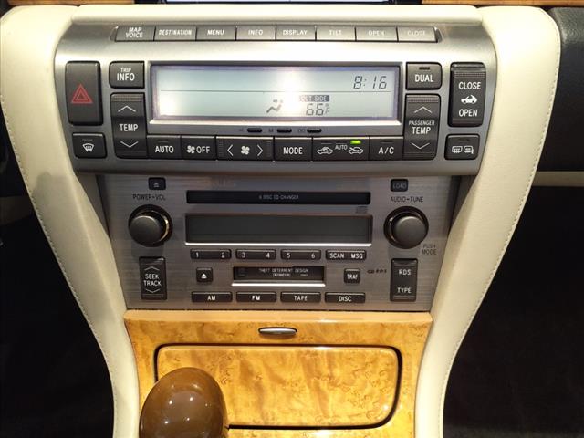 2004 Lexus SC 430 Base