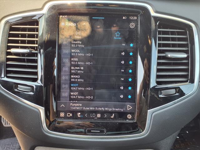 2023 Volvo XC90 B6 Ultimate Bright Theme 7P