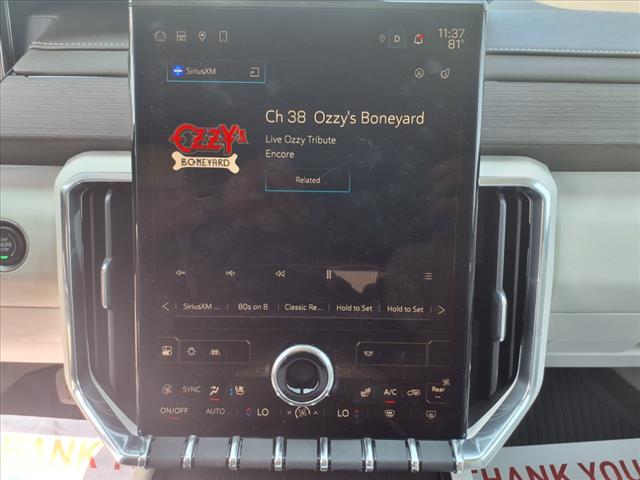 2024 GMC Acadia Denali