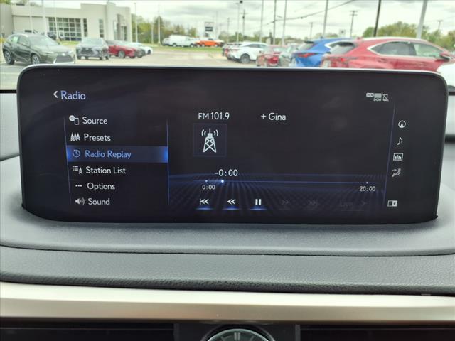 2022 Lexus RX 450h 