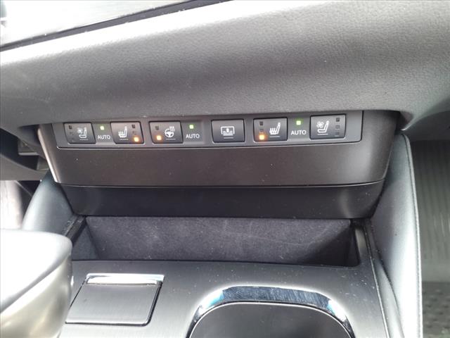 2024 Lexus ES 300h Base