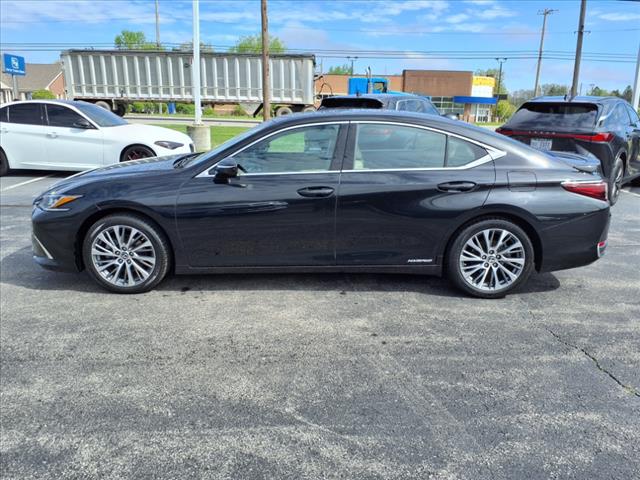2020 Lexus ES 300h Base