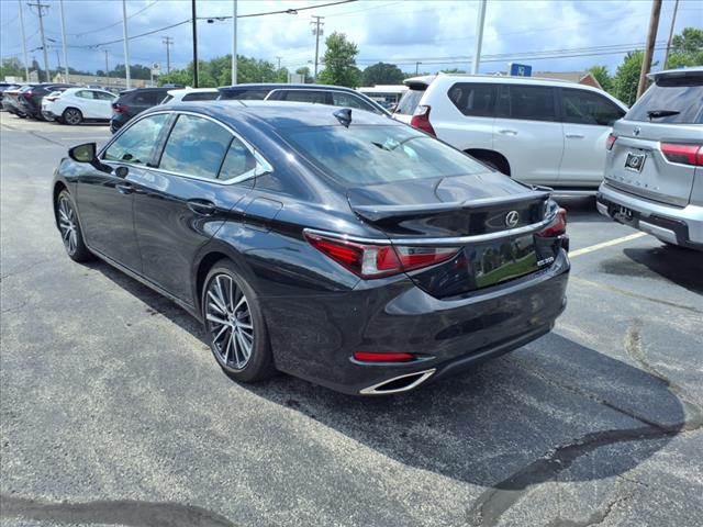 2023 Lexus ES 350 Base
