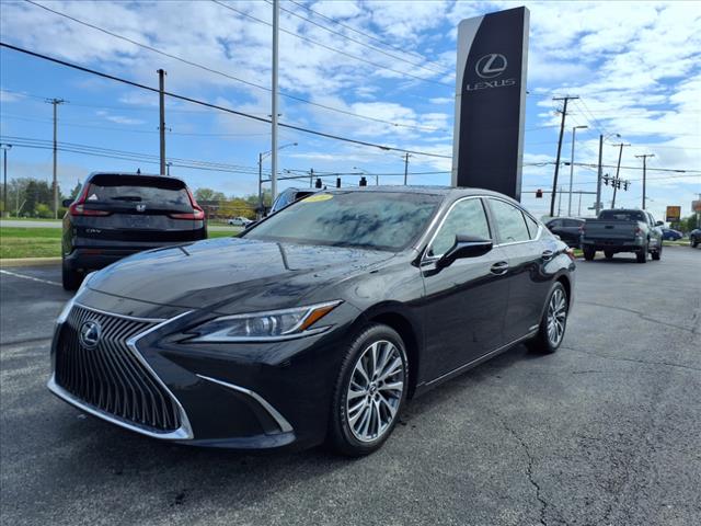 2020 Lexus ES 300h Base