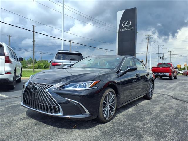 2023 Lexus ES 350 Base