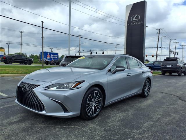 2022 Lexus ES 350 Base