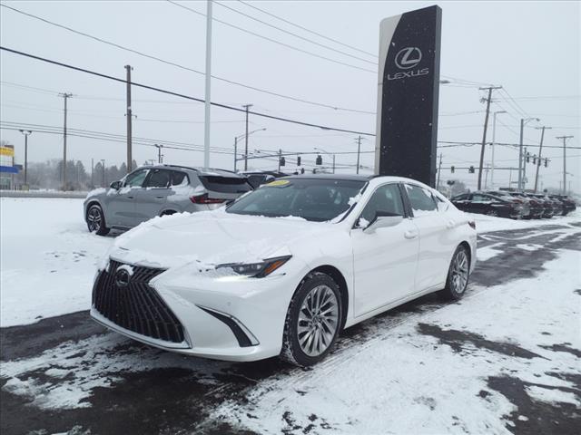 2022 Lexus ES 350 Ultra Luxury