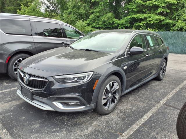 2020 Buick Regal TourX Essence