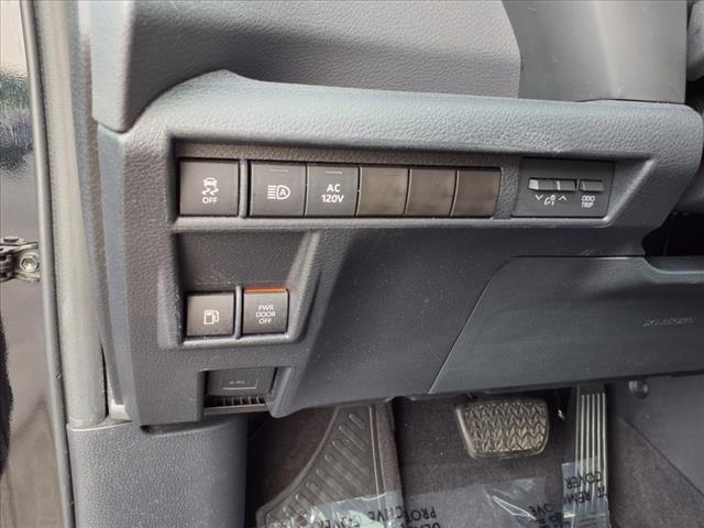 2022 Toyota Sienna XSE 7-Passenger