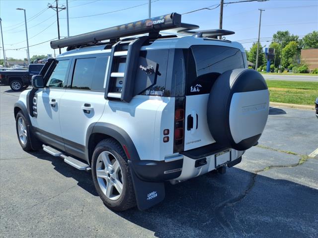 2023 Land Rover Defender 110 Standard