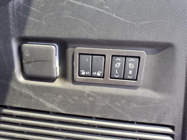 2025 GMC Yukon XL Elevation