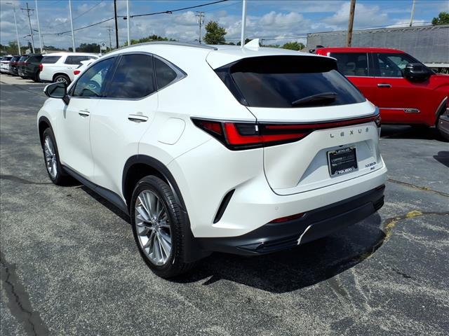 2022 Lexus NX 350h Luxury