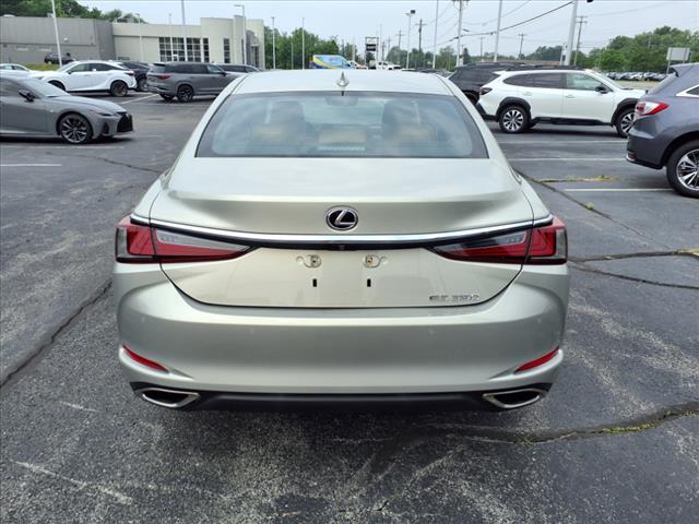 2019 Lexus ES 350 Base