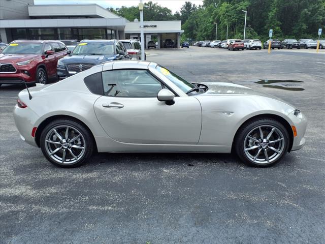 2022 Mazda MX-5 Miata RF Grand Touring