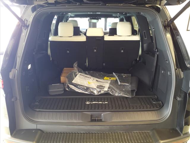 2024 Lexus LX 600 Luxury