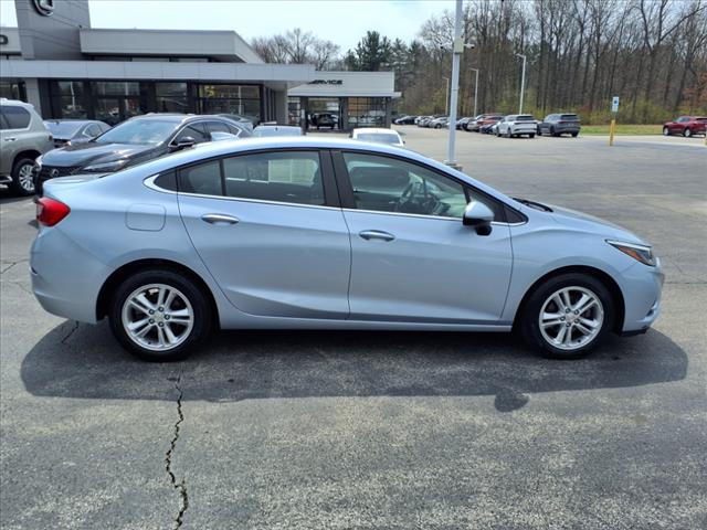 2017 Chevrolet Cruze LT Auto