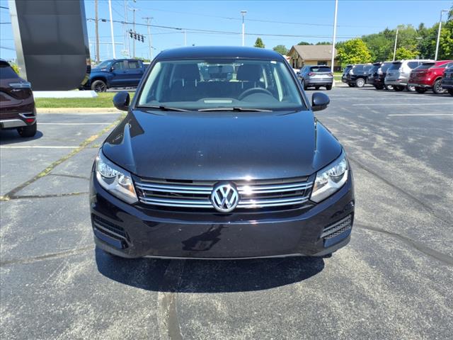 2017 Volkswagen Tiguan 2.0T Limited S 4Motion