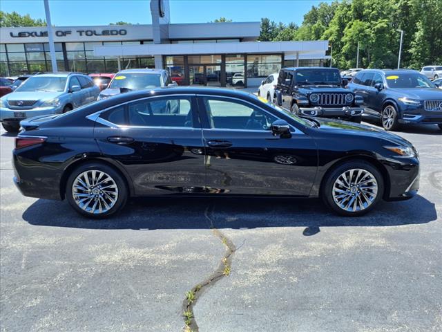 2024 Lexus ES 350 Ultra Luxury