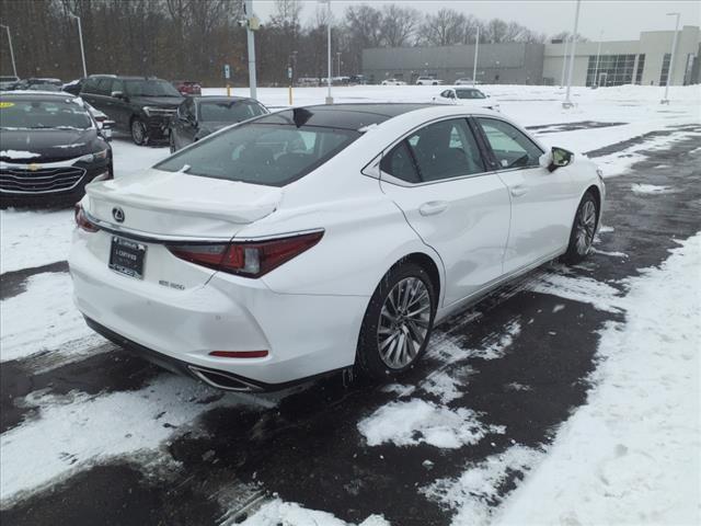 2022 Lexus ES 350 Ultra Luxury