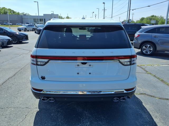 2023 Lincoln Aviator Standard