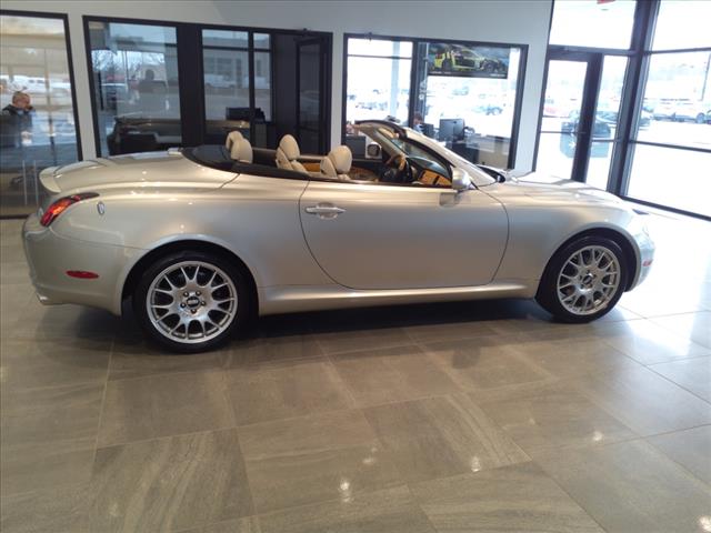 2004 Lexus SC 430 Base