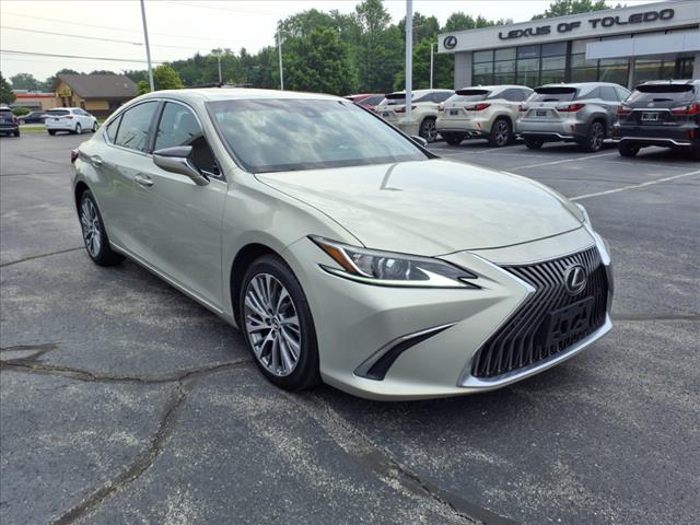 2019 Lexus ES 350 Base
