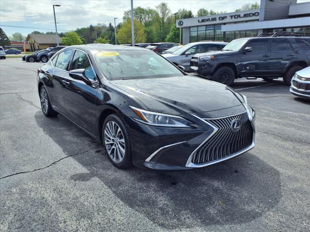 2020 Lexus ES 300h Base