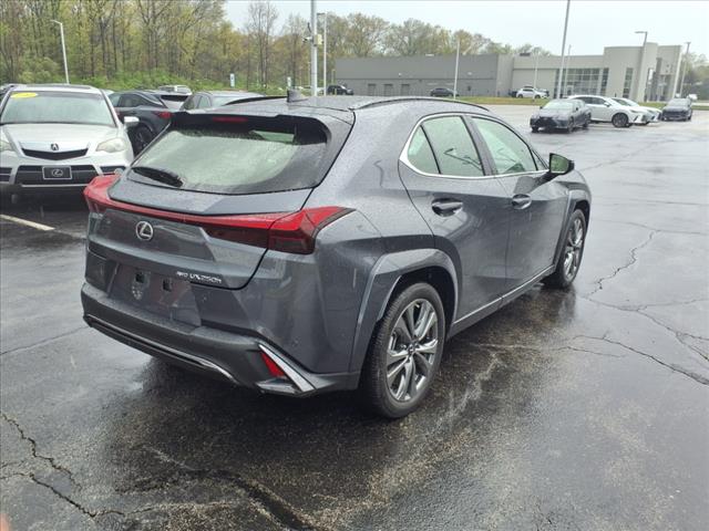 2024 Lexus UX 250h F SPORT Handling