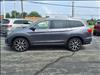 2021 Honda Pilot Touring w/Rear Captain's Chairs
