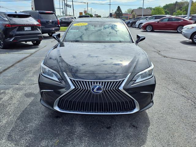 2020 Lexus ES 300h Base