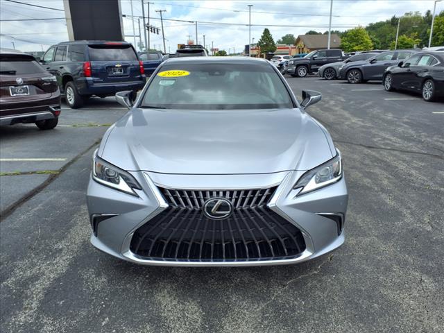 2022 Lexus ES 350 Base