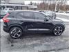 2021 Volvo XC40 T5 Momentum