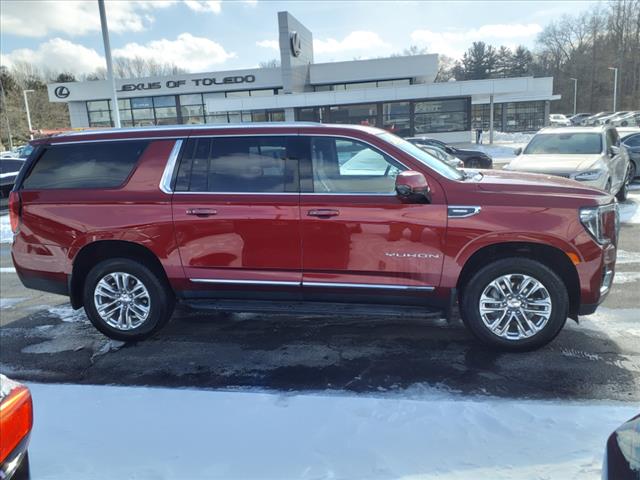 2023 GMC Yukon XL SLT