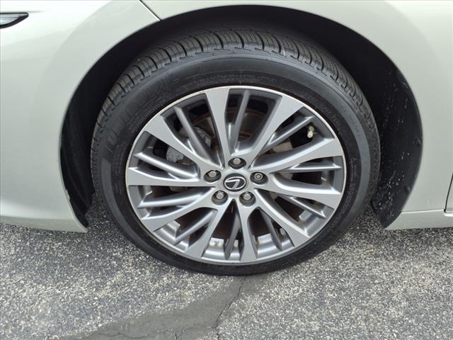 2019 Lexus ES 350 Base