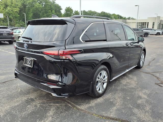2022 Toyota Sienna XSE 7-Passenger
