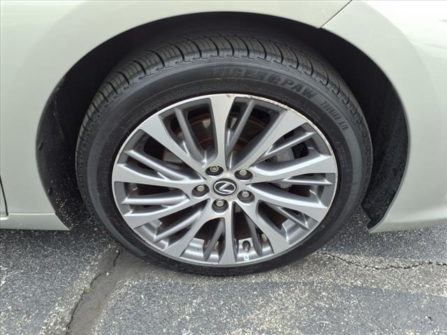 2019 Lexus ES 350 Base