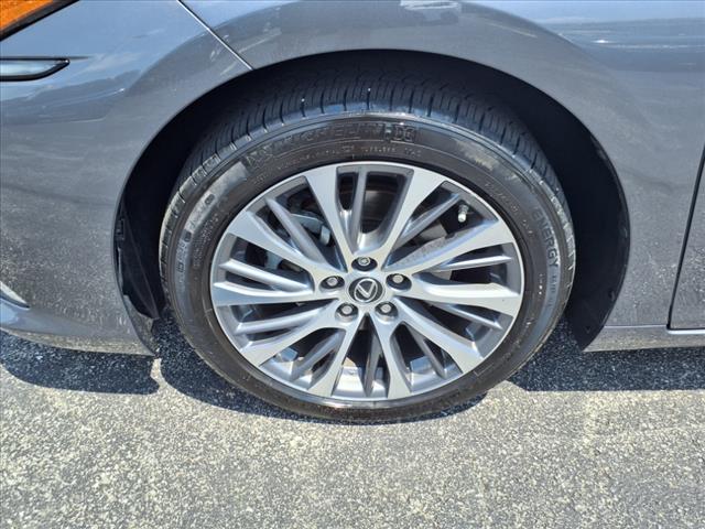 2021 Lexus ES 350 Base