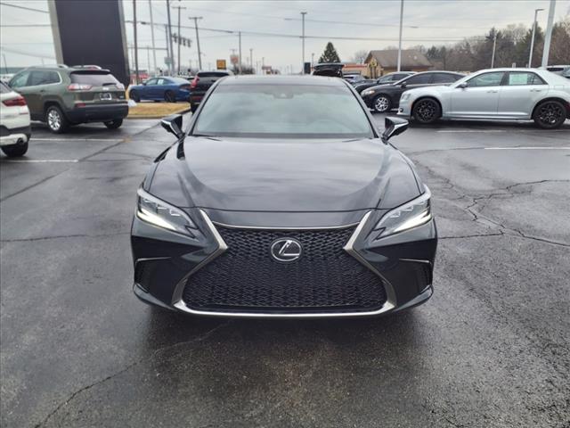 2024 Lexus ES 350 F SPORT Handling