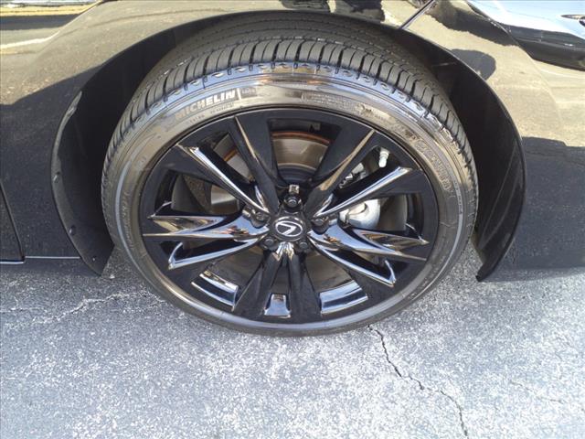 2024 Lexus ES 350 F SPORT Handling