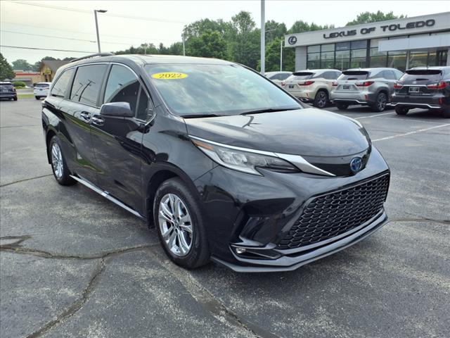 2022 Toyota Sienna XSE 7-Passenger