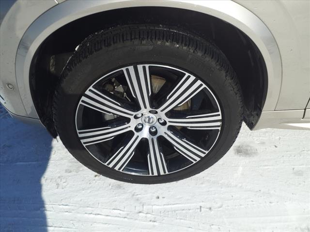 2024 Volvo XC90 B6 Ultimate Bright Theme 7P